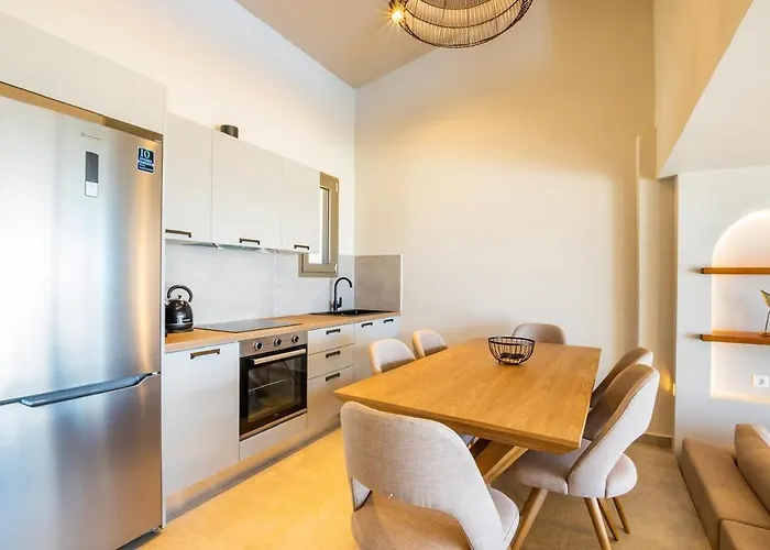 فيلة Anemelia Foiníkion